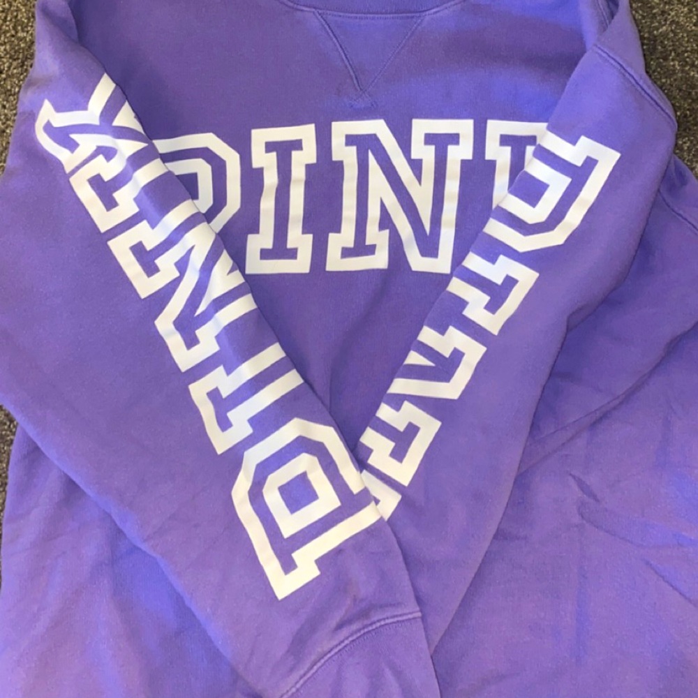 pink victoria’s secret sweatshirt